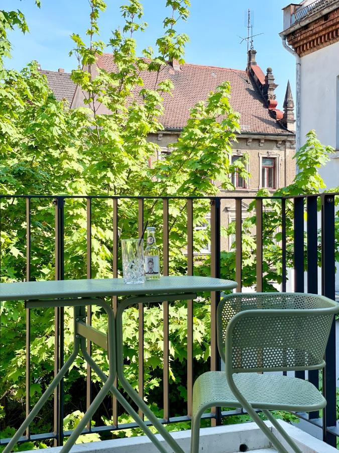 Studio Balcony